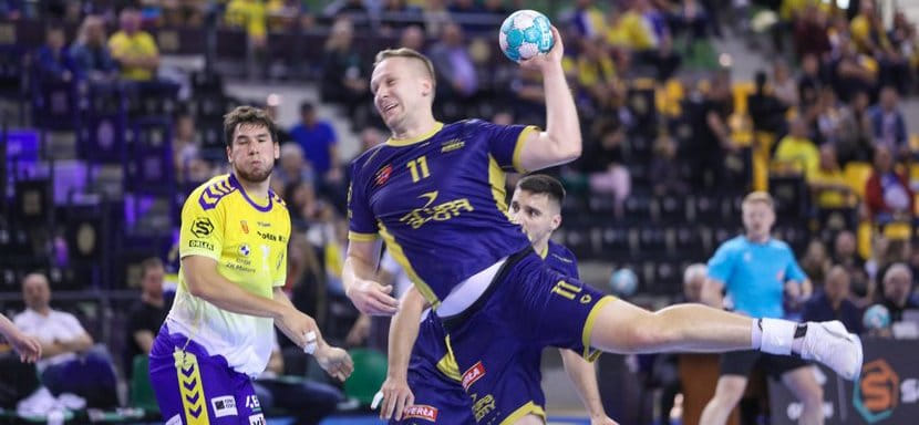 Экс-полусредний сборной Польши Рафал Пшибыльски, расставшийся с "Азотами", продолжит карьеру в бельгийском "Бохолте"