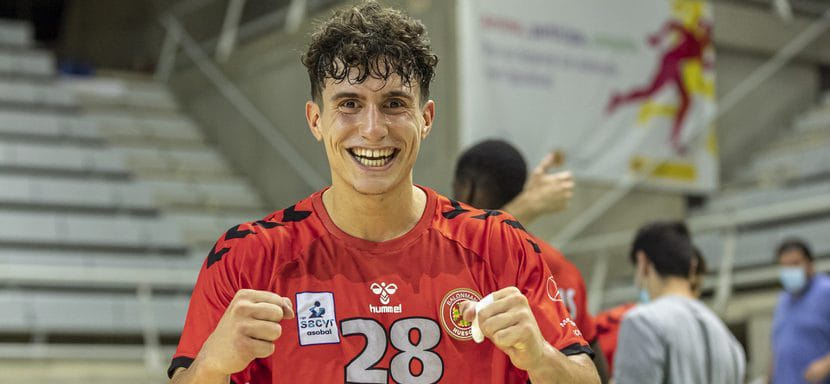 Франция. "Сен-Рафаэль" белоруса Вадим Гайдученко подписал 21-летнего разыгрывающего "Уэски" Серхио Переса Мансанареса