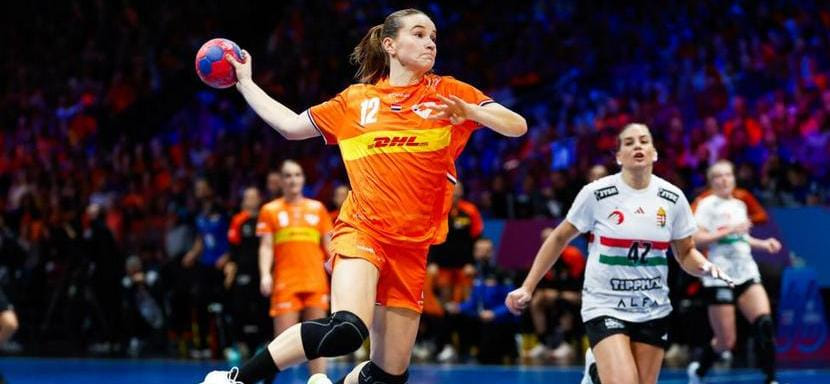 Сегодня в Роттердаме определятся финалисты женского ЧМ-2025: француженки сыграют с немками, а нидерландки с норвежками