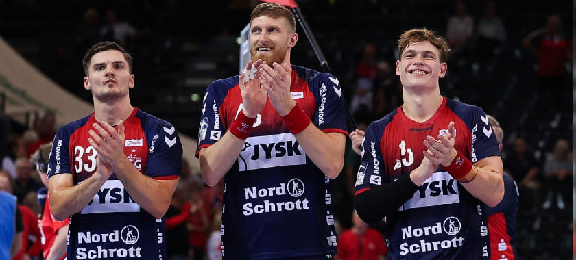 Бундеслига. "Магдебург" уступал "Ганноверу" к перерыву, но смог выиграть. "Фленсбург" и "Гёппинген" одержали очередные победы