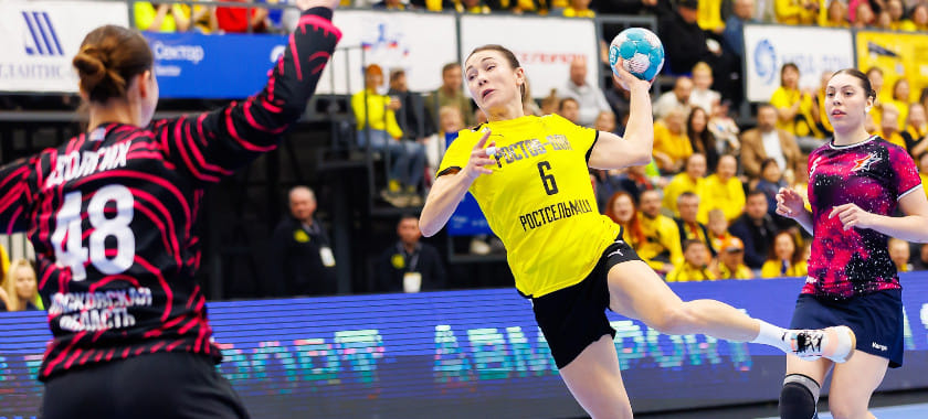 Cup of Russia. HC Rostov-Don won in the first 1/4 finals match with HC Zvezda on its home court, though the guests from Zvenigorod were stronger in the second half