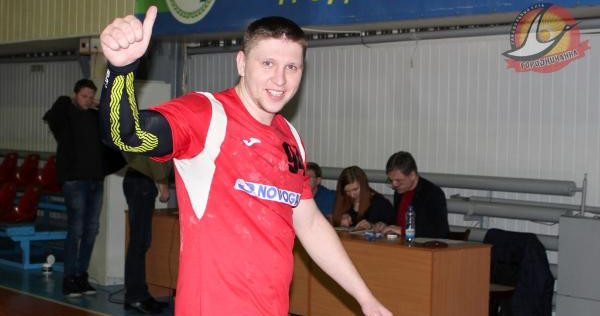 Беларусь. Игрок "Кронона" Денис Янковский: "Надеюсь, не в последний раз огорчаем СКА. Лучше отработали в защите и допустили меньше потерь"