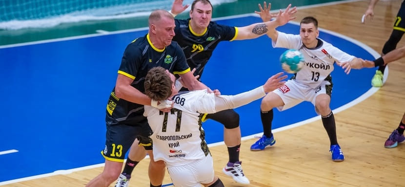 Ставропольский "Виктор" подготовил выпуск видеожурнала о путешествии команды на матч в Саратов (ВИДЕО)