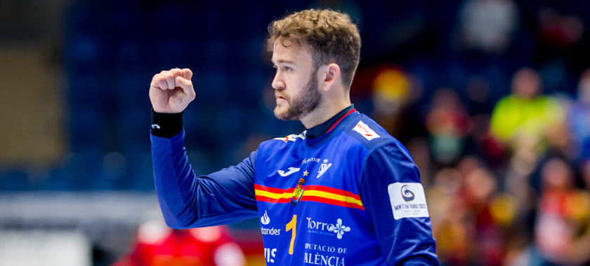 Бундеслига. Официально. "Киль" подтвердил переход голкипера "Барселоны" и сборной Испании Гонсало Переса де Варгаса летом 2025 года