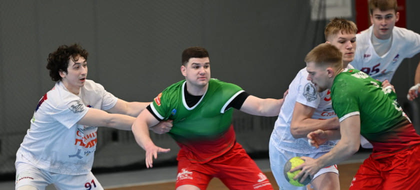 "Гомель" не смог обыграть БГУФК-СКА в матче с 74 голами в чемпионате Беларуси, МАЗ-"Орша" оказался сильнее РГУОР-сборной-2008