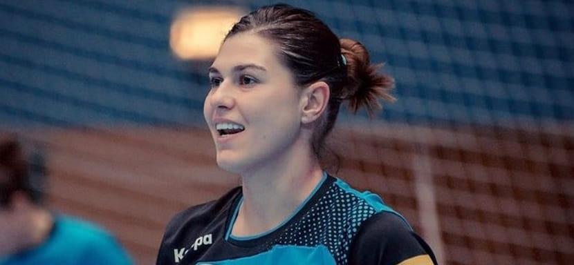 Delo Лига чемпионов. Оана Маня: "Кристина Нягу, забудь обо всем и выведи "Бухарест" в "финал четырех"