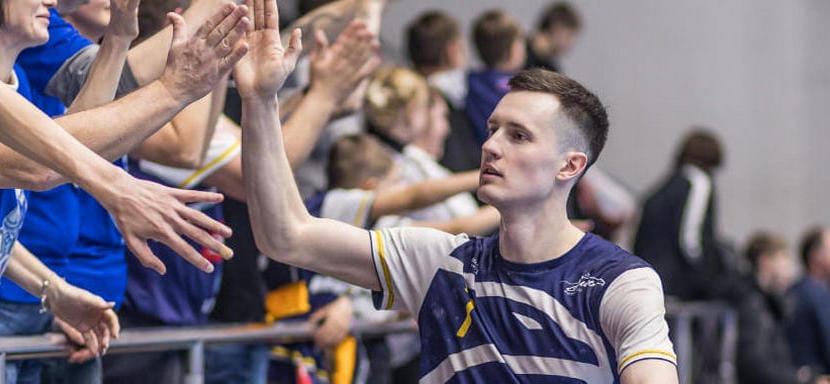 Разыгрывающий Савелий Шалабанов — признан болельщиками лучшим игроком краснодарского СКИФа по итогам сезона