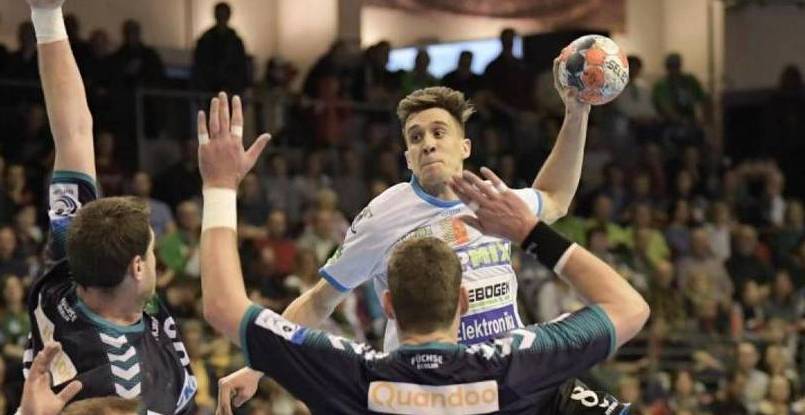 Венгрия. Правый крайний Бенце Дебер продлил контракт с "Балатонфюредом"