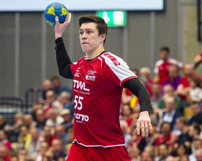 Кандидат в сборную России полусредний "Людвигсхафена" Азат Валиуллин пропустит три месяца из-за травмы