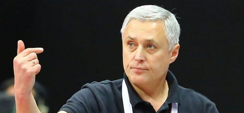 ЧЕ-2022. Юрий Шевцов: "Поляки были лучше и заслужили победу. Они агрессивно сыграли в защите, из-за чего у нас были проблемы в атаке"