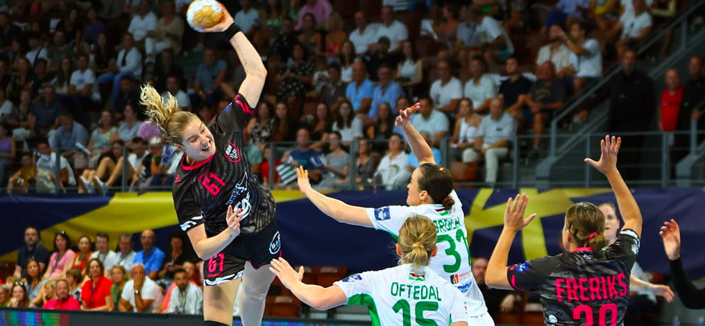 Лига чемпионов. Маслова нашла свою команду, но "Дьёр" устоял. А "Эсбьерг" сильнее "Рапида"