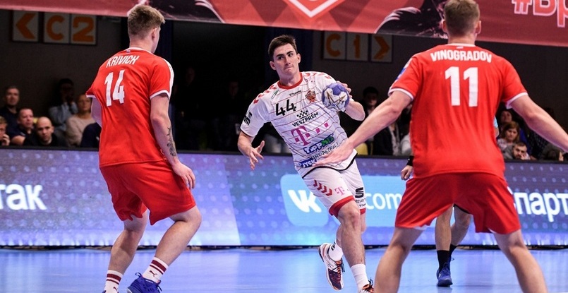 Венгрия. "Веспрем" отправил правого полусреднего Льва Сухарева, имеющего украинские корни, в годичную аренду в "Эгер"