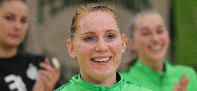 Венгрия. 26-летняя линейная "Ваца" Реа Река Месарош объявила об окончании карьеры