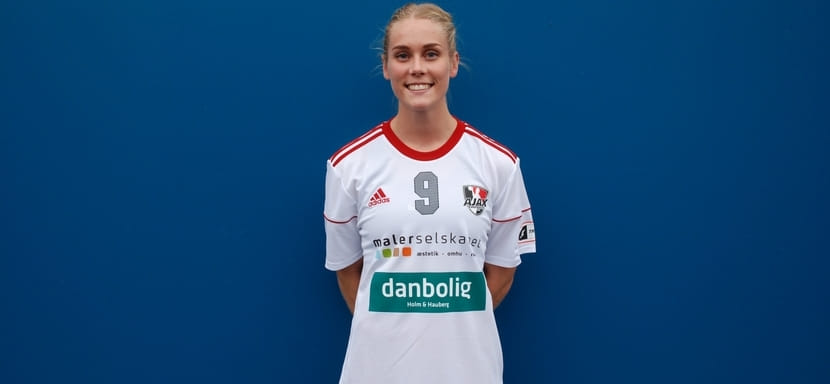 Франция. Датская разыгрывающая Стине Нёрклит Лёнборг продолжит карьеру в "Дижоне"