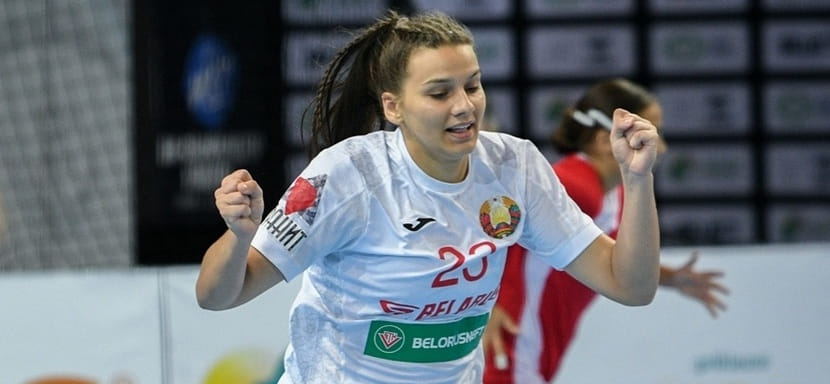 Полусредняя Полина Булова стала игроком БНТУ-БелАЗ. Правая крайняя Янина Елисеева покинула команду