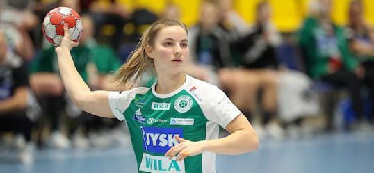 Дания. "Силькеборг" продлил контракт с разыгрывающей Наташей Андреасен