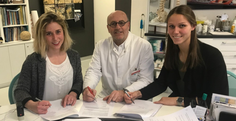 Франция. Ксения Смитс и Марион Мубон продлили контракты с "Мецем"