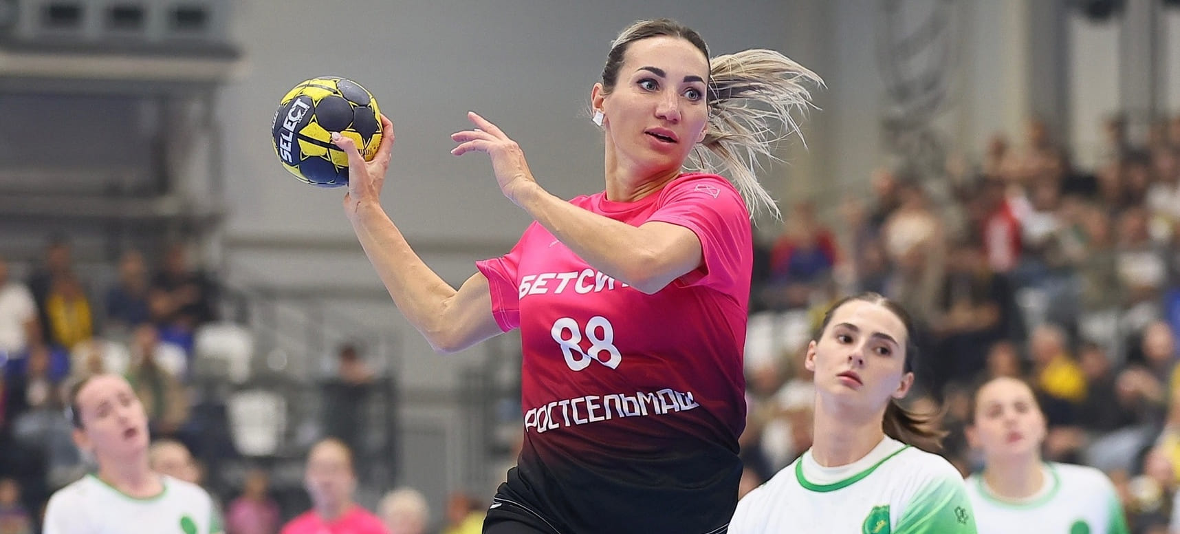 "Ростов-Дон" превратился в "Брест" и не пожалел "подружек" из Майкопа. Новая победа "Луча". Итоги дня