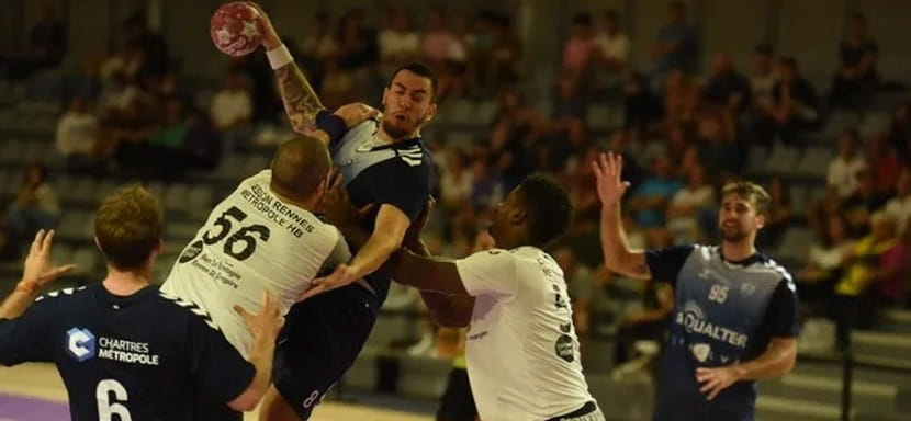 "Шартр" с Кудиновым, Гайдученко и Онуфриенко стал победителем товарищеского турнира Challenge Caraty