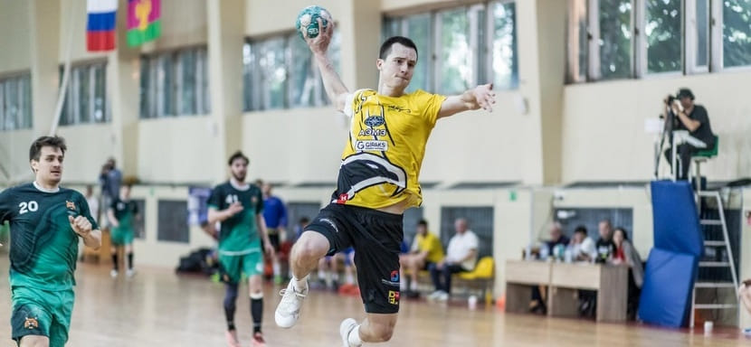 Россия. Савелий Шалабанов: "Любимого футболиста у меня нет, но всегда восхищался Месси и Криштиану Роналду"