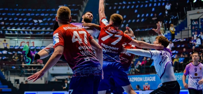 17 гандболистов минского СКА отправились в Чехов на предсезонный турнир "Кубок губернатора Московской области"