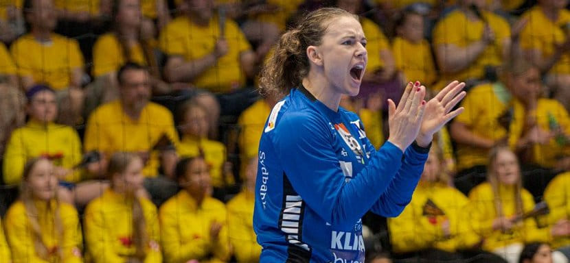 Дания. Вратарь сборной Швеции Йессика Рюде приняла решение покинуть "Икаст" по окончании сезона