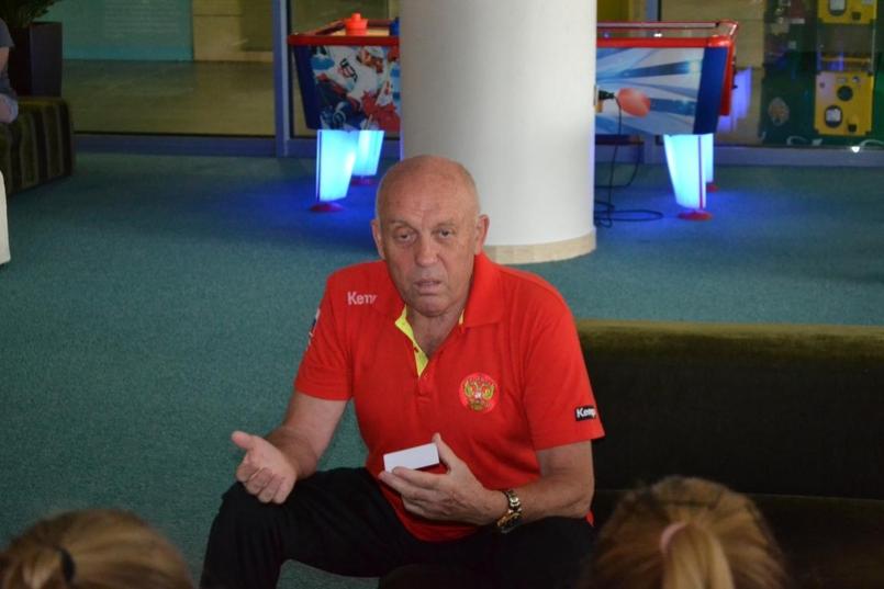 Вячеслав Кириленко: "Походить в защите полезно для мозгов"