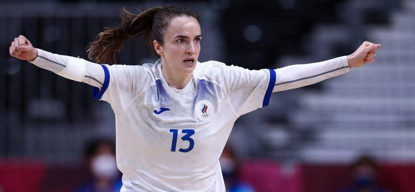 Анна Вяхирева: "Я здесь для людей. Приехала, чтобы порадовать болельщиков, руководство. Сделать шоу для тех, кто к этому привязан и приложил много усилий"