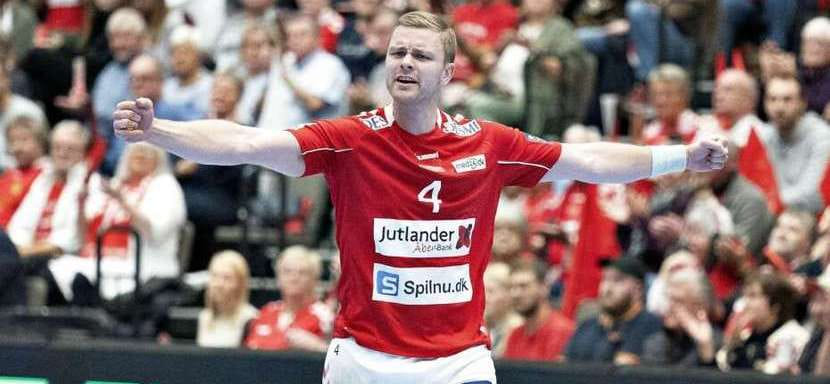 Переход исландца Арона Палмарссона из "Барселоны" в датский "Ольборг" признан самым неудачным трансфером в сезоне-2021/22