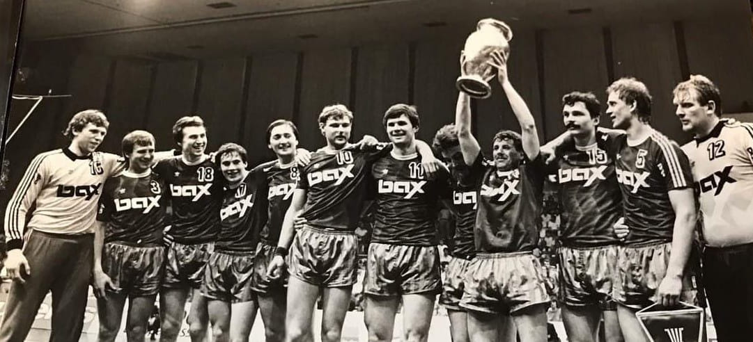 "Победить хоккейный ЦСКА мог только минский СКА!" Игорь Зубюк — про сражения за столом и на площадке