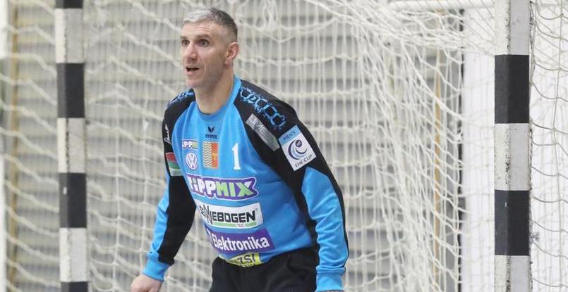 Венгрия. 43-летний голкипер "Балатонфюреда" Нандор Фазекаш принял решение завершить карьеру