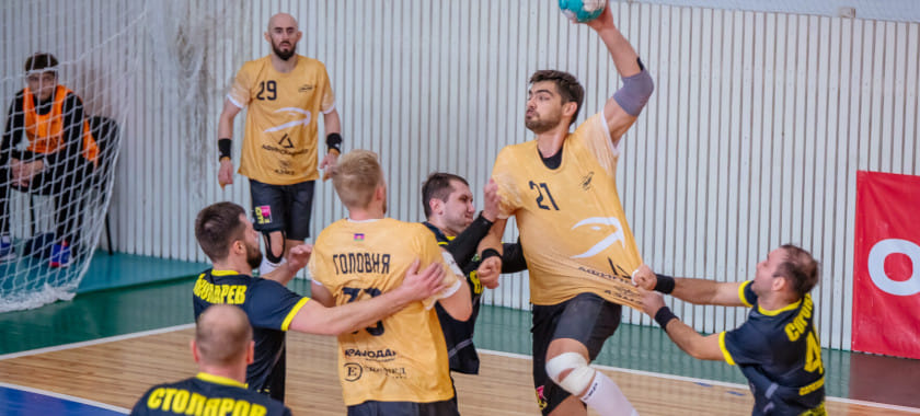 СКИФ подтвердил, что должен биться за медали, выиграв в Саратове, а в дерби Бочарниковых победил Д.В.