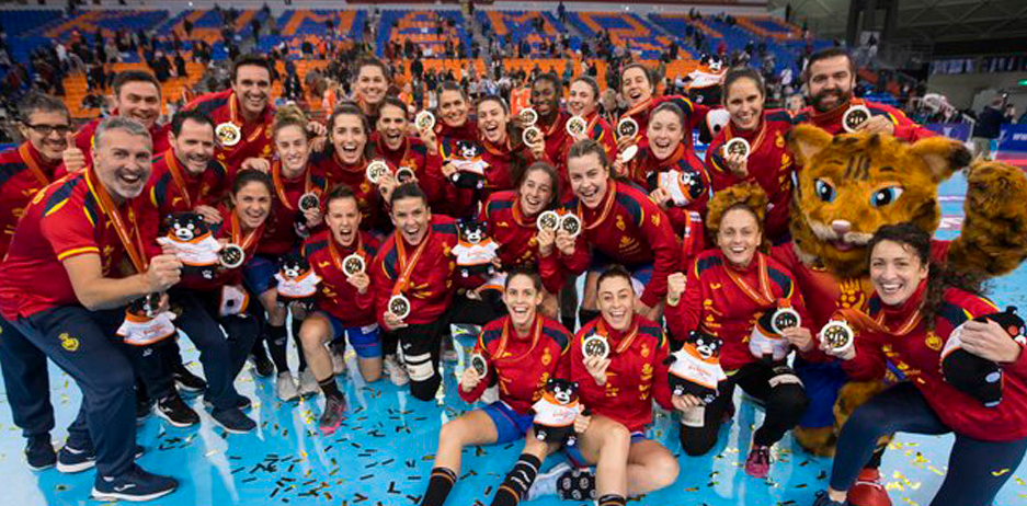 В преддверии олимпийской квалификации команда Испании проведет сбор для 16 кандидаток из национального чемпионата 