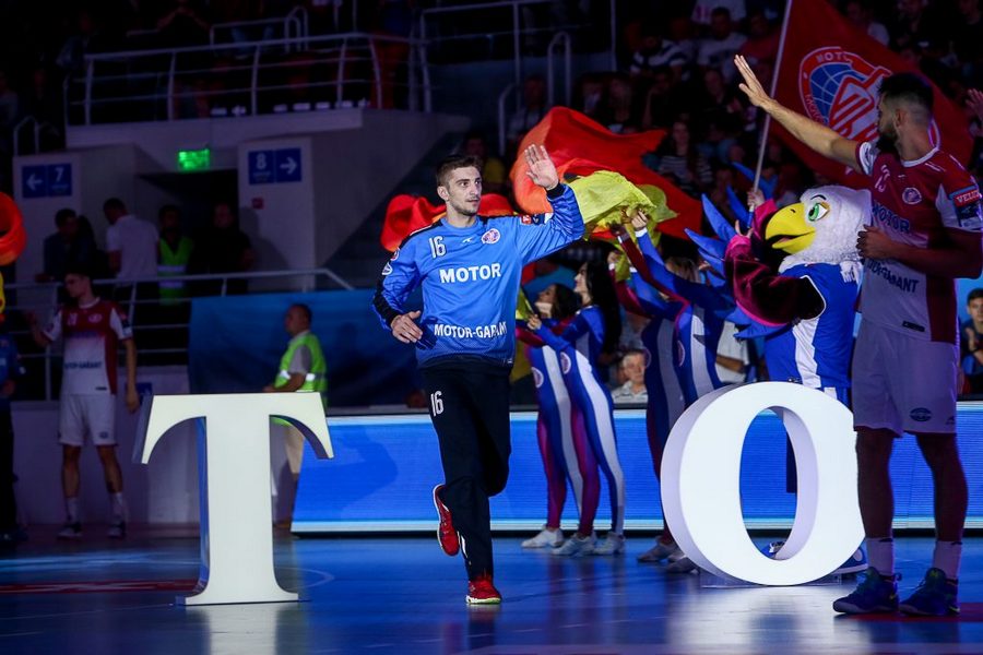 Украина. Антон Терехов: "Вратарям часто прилетает в голову. Ничего страшного здесь нет"