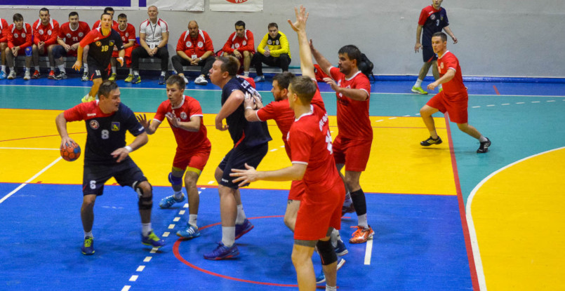 Высшая лига. "Таганрог"-ЮФУ дома уступил белгородскому "Технологу-Спартаку". Повторный матч пройдет в воскресенье