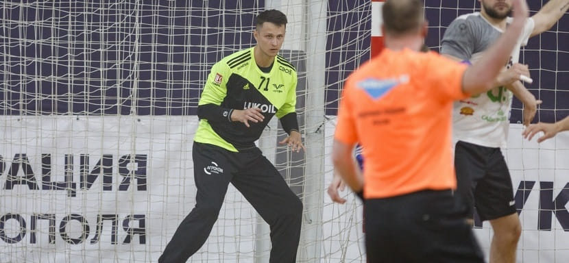 Olimpbet Суперлига. Белорусский голкипер Максим Лапицкий, расставшийся со ставропольским "Виктором", продолжит карьеру в "Неве"