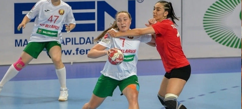 Olimpbet Суперлига. Алексей Гумянов: "Сначала белорусская сторона сказала, что Жданович приедет бесплатно, а потом выставила серьёзный ценник"