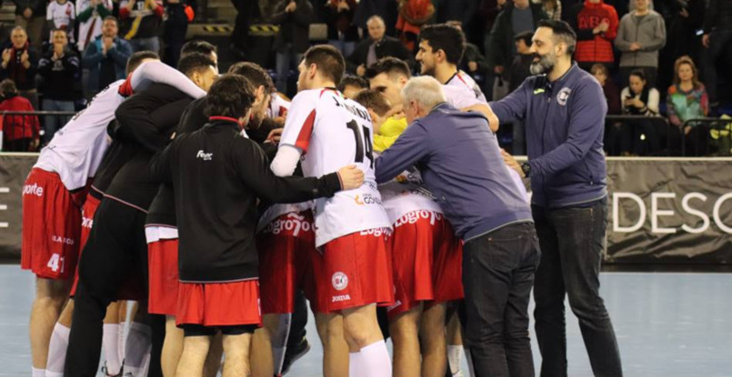 Испания. "Логроньо" разгромил замыкающий таблицу "Алькобендас" Дмитрия Потоцкого и вышел на второе место