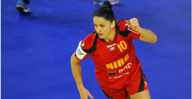 Румыния. Левая полусредняя французского "Флери" Адриана Крэчун возвращается в родной чемпионат, спустя два года отсутствия