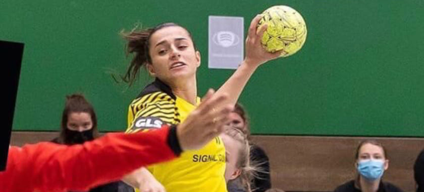 Кубок Германии. Дортмундская "Боруссия" забросила 60 мячей "Айльбеку" и прошла в 1/8 финала. "Неккарзульм" в своем матче отличился 51 раз