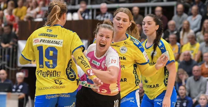 Дания. В женском чемпионате "Силькеборг" и "Хольстебро" сыграли вничью, "Нюкебинг" одолел "Скандерборг"