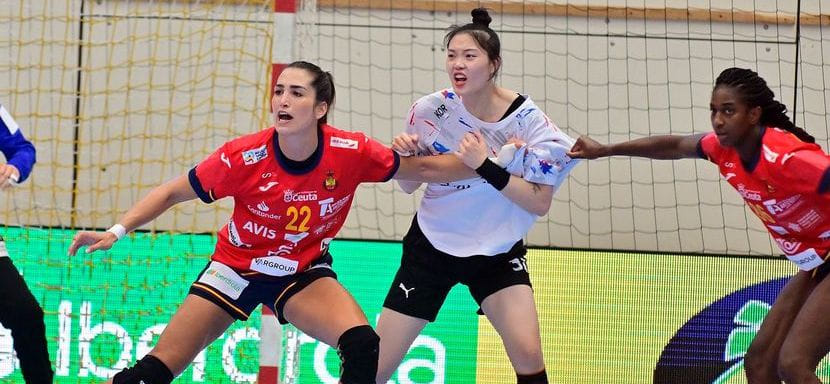 Женская сборная Испании завершила подготовку к олимпийскому турниру уверенной победой над кореянками