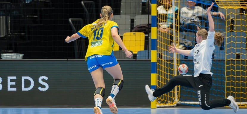 Норвежка Миа Свеле из "Нюкёбинга" стала автором лучшего гола в ответных четвертьфинальных матчах Европейской лиги (ВИДЕО)