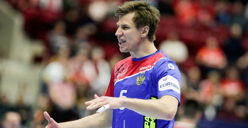 Правый крайний "Вардара" и сборной России Даниил Шишкарев: "Настроение нормальное, но ничто так не убивает, как неизвестность и ожидание"