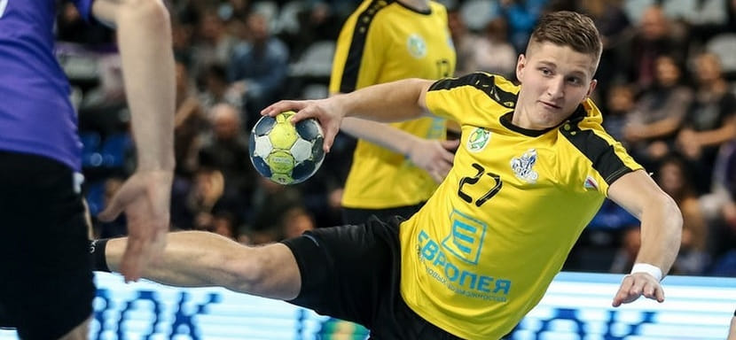 Суперлига. Валентин Воробьев: "Надеюсь, что мои навыки в розыгрыше будут полезными и помогут ЦСКА добиваться побед"