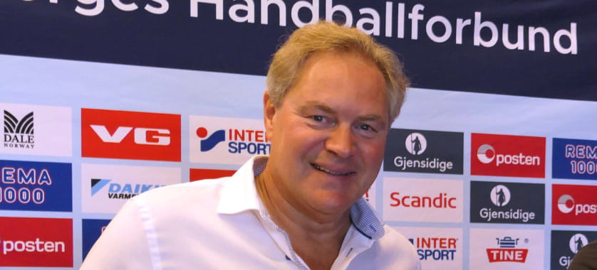 ЧЕ-2022. Эксперт Бент Свеле: "Сборной Норвегии надо было раньше перейти на игру "7 на 6", чтобы найти свой ритм в нападении"