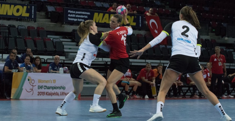 Молодежный ЧЕ-2019 (II дивизион). В литовской Клайпеде в главном матче турнира сойдутся национальные команды Чехии и Швейцарии