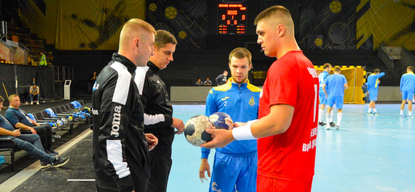 Глеб Чернов: "В Таганроге "кормёжка завтраками" затянулась, а объяснений никто из нас не получил"