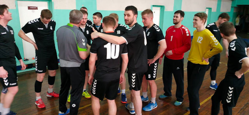 Первая лига. Ещё одни "Медведи": "Хочется двигаться вперёд! Постараемся дать бой саратовцам"