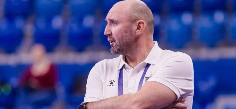 Владимир Полетаев: "Мы поделили нашу команду на три состава, чтобы посмотреть различные новые связки. У основы игра со СКА не задалась"